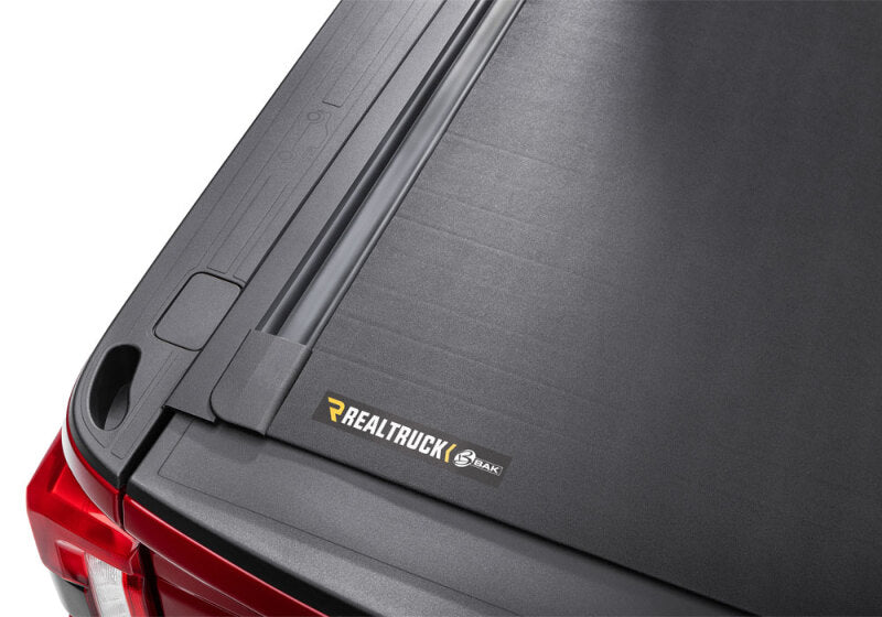 BAK 99-07 Ford Super Duty Revolver X4s 8ft Bed Cover