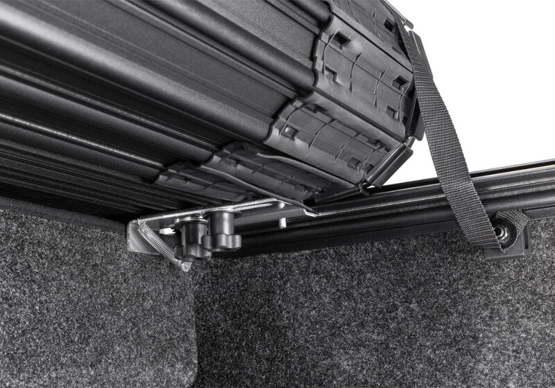 BAK 99-07 Ford Super Duty Revolver X4s 8ft Bed Cover