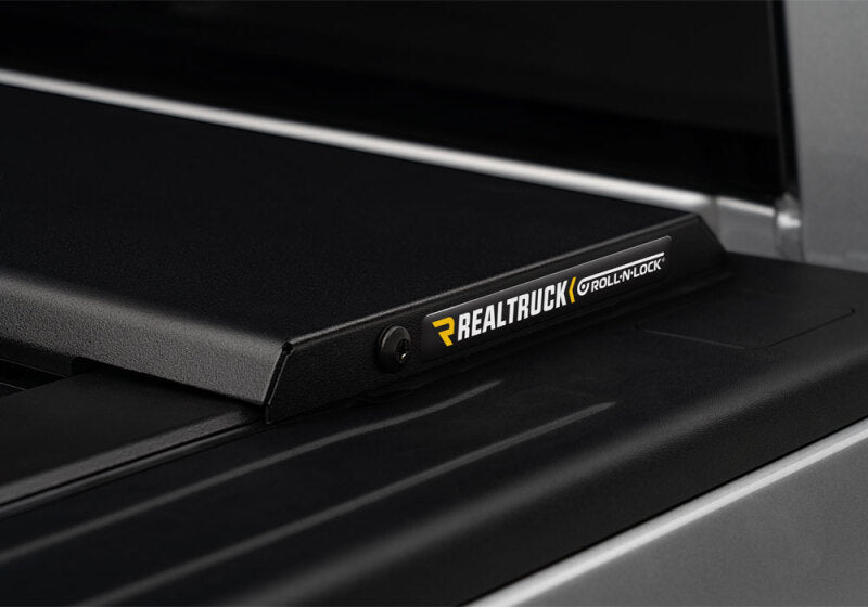 Roll-N-Lock 2022 Toyota Tundra 5ft 7in Bed w/o Storage Boxes E-Series Retractable Tonneau Cover