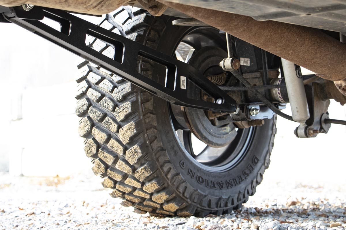 Traction Bar Kit - Inverted U-bolts - 0-6 Inch - Ford F-250 Super Duty (08-16)