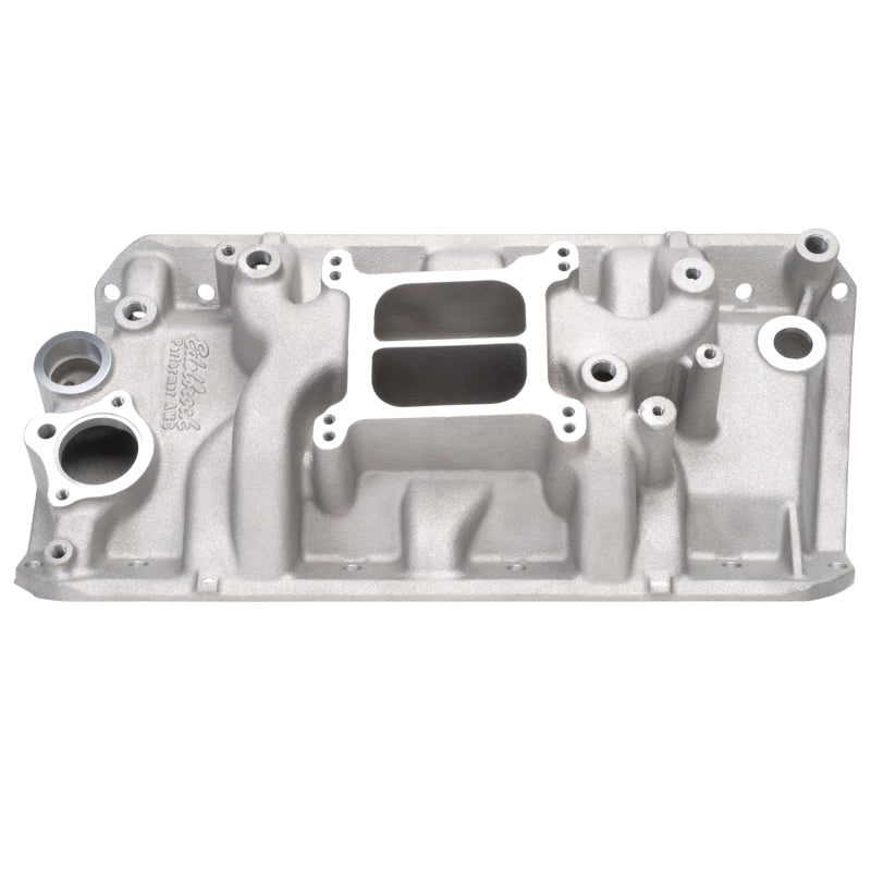 Edelbrock Performer AMC-70 Manifold installed on a classic 360 CID AMC V8 engine bay