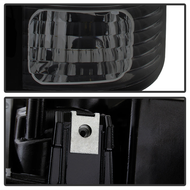 
                      
                        Spyder Chevy C/K Series 1500 88-98/GMC Sierra 88-98 LED Tail Lights Blk Smke ALT-YD-CCK88-LED-BSM
                      
                    