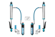 King Shocks 2022+ Toyota Tundra Rear 2.5 Dia Remote Reservoir Coilover & Adjuster (Pair)