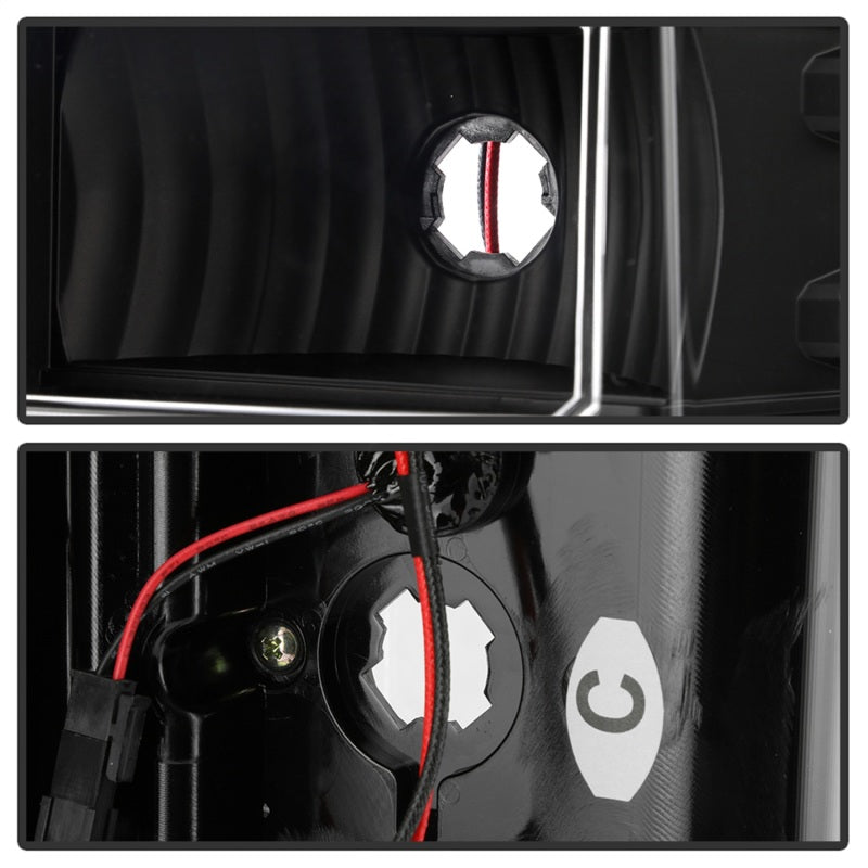 
                      
                        Spyder Chevy 1500 14-16 Light Bar LED Tail Lights All Blk ALT-YD-CS14-LBLED-BKV2
                      
                    