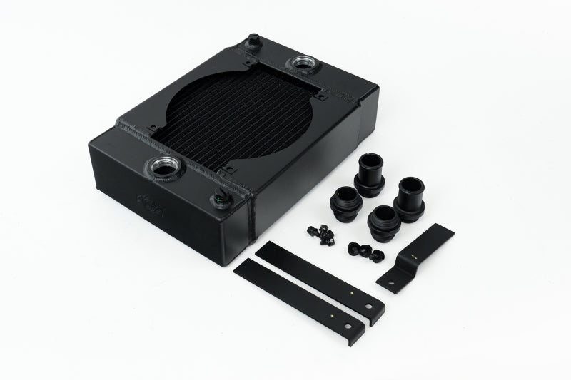 
                      
                        CSF Universal Drag Race / Tuck Radiator w/9in Spal Fan - 10.5in H x 10in L x 3.6in W - Black
                      
                    