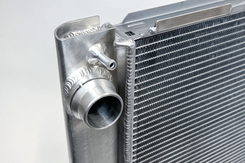 
                      
                        CSF 06-10 BMW E60 M5 / 06-10 BMW E63/E64 M6 Aluminum High-Performance Radiator
                      
                    