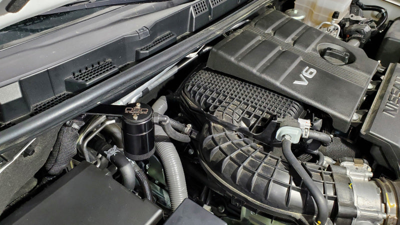 J&amp;L 2022-2025 Nissan Frontier 3.8L V6 Passenger Side Oil Separator 3.0 - Black Anodized
