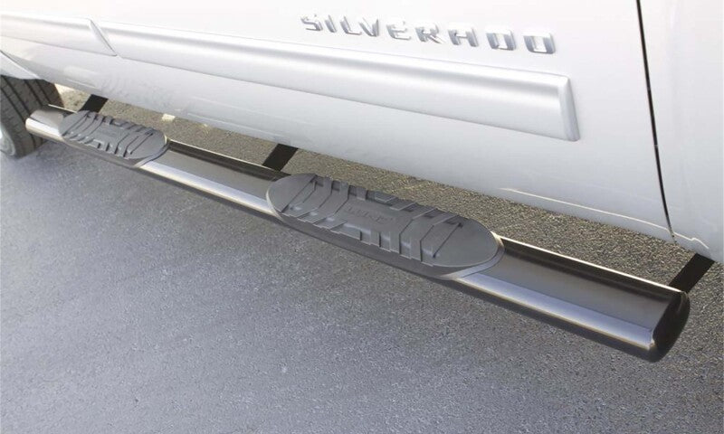 Lund 09-17 Dodge Ram 1500 Quad Cab 5in. Oval Straight SS Nerf Bars - Polished