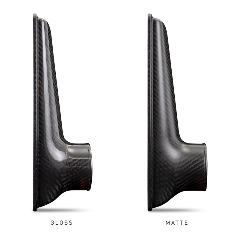 
                      
                        Mishimoto Universal Carbon Fiber Intercooler - Gloss Tanks - 525mm Black Core - C-Flow - BK V-Band
                      
                    