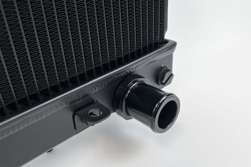 
                      
                        CSF Nissan R33 Skyline GT-R/GTS Full Billet Aluminum High-Performance Radiator - Black
                      
                    